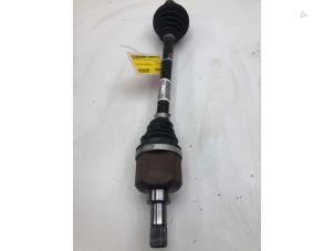 Gebruikte Homokineetas links-voor Opel Corsa F (UB/UH/UP) 1.2 Turbo 12V 100 Prijs € 149,00 Margeregeling aangeboden door Wessel Parts & Service B.V.