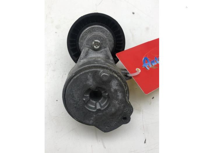 Gebruikte Spanrol Multiriem Opel Corsa F (UB/UH/UP) 1.2 Turbo 12V 100 Prijs € 30,45 Margeregeling aangeboden door Wessel Parts & Service B.V.