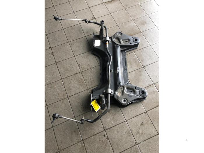 Gebruikte Subframe Opel Corsa F (UB/UH/UP) 1.2 12V 75 Prijs € 131,25 Margeregeling aangeboden door Wessel Parts & Service B.V.
