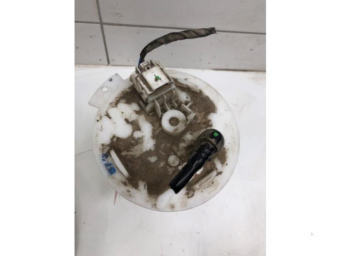 Gebruikte Tank element Pomp Opel Astra K 1.4 Turbo 16V Prijs € 51,45 Margeregeling aangeboden door Wessel Parts & Service B.V.