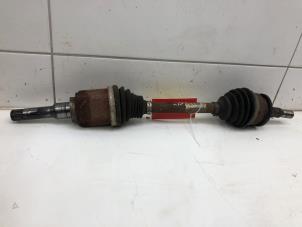 Gebruikte Aandrijfas links-voor Opel Astra K 1.4 Turbo 16V Prijs € 99,00 Margeregeling aangeboden door Autobedrijf G.H. Wessel B.V.