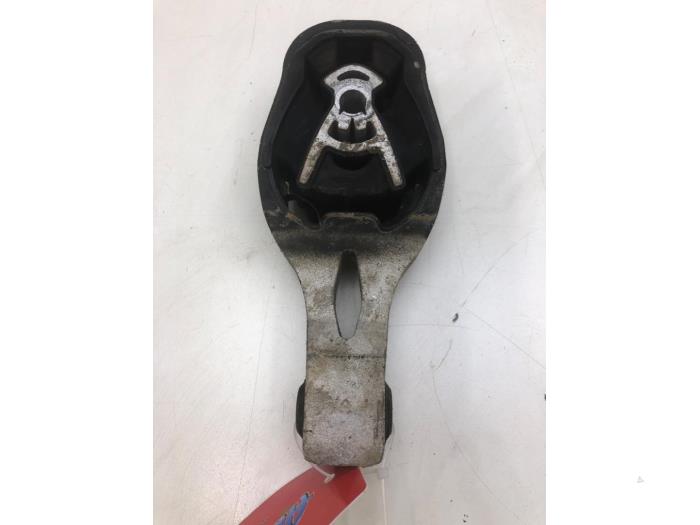 Gebruikte Motorrubber Opel Grandland (X) 1.6 Turbo 16V Hybrid4 Prijs € 40,95 Margeregeling aangeboden door Wessel Parts & Service B.V.