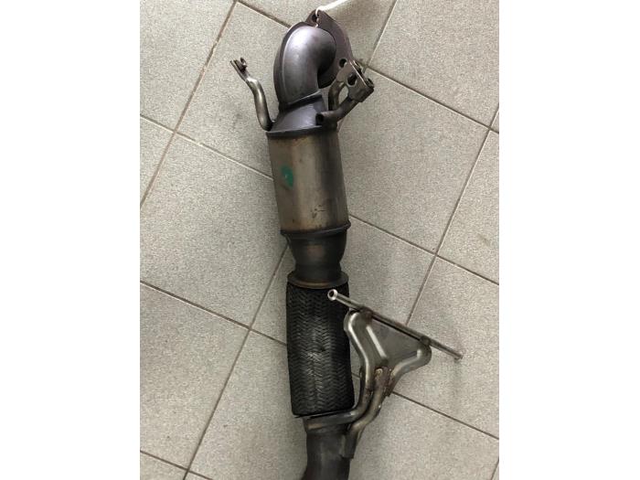 Gebruikte Katalysator Volvo S60 I (RS/HV) 2.4 D5 20V Prijs € 418,95 Margeregeling aangeboden door Wessel Parts & Service B.V.