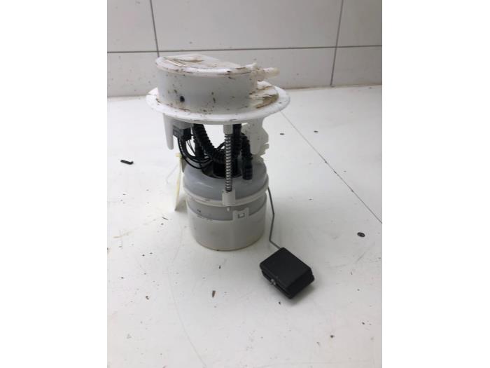 Gebruikte Tank element Pomp Jeep Avenger 1.2 GSE T3 Prijs € 61,95 Margeregeling aangeboden door Wessel Parts & Service B.V.