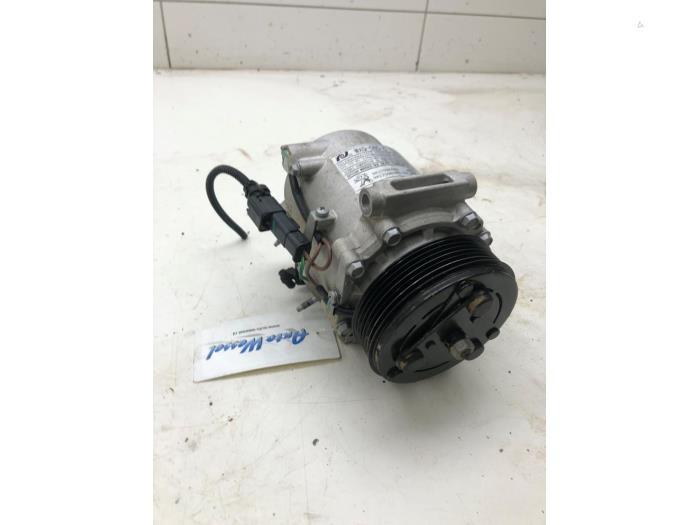 Gebruikte Aircopomp Jeep Avenger 1.2 GSE T3 Prijs € 93,45 Margeregeling aangeboden door Wessel Parts & Service B.V.