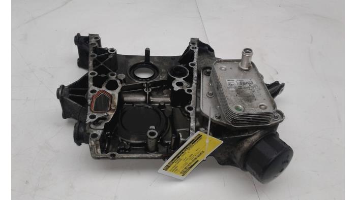 Gebruikte Distributiedeksel Mercedes Viano (639) 2.0 CDI 16V Prijs € 78,75 Margeregeling aangeboden door Wessel Parts & Service B.V.