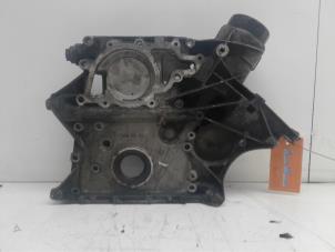 Gebruikte Distributiedeksel Mercedes E (W211) 2.2 E-220 CDI 16V Prijs € 89,00 Margeregeling aangeboden door Wessel Parts & Service B.V.