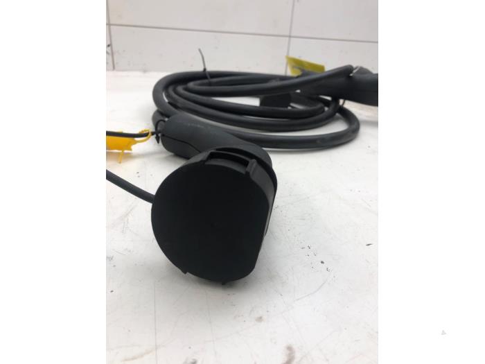 Oplaadkabel elektrische auto van een Renault Megane E-Tech (RCB) 60 kWh 2022