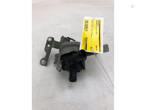 Gebruikte Waterpomp Mercedes CLA Shooting Brake (117.9) 2.2 CLA-200 CDI, 200 d 16V Prijs € 49,00 Margeregeling aangeboden door Wessel Parts & Service B.V.