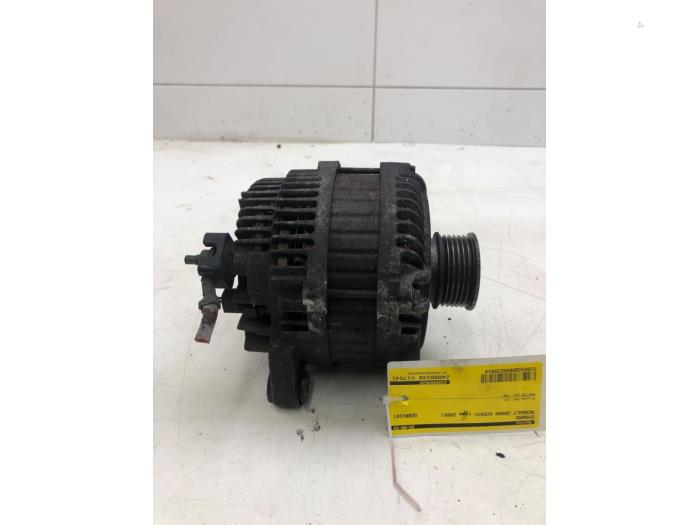 Gebruikte Dynamo Renault Grand Scénic II (JM) 1.5 dCi 105 Prijs € 93,45 Margeregeling aangeboden door Wessel Parts & Service B.V.