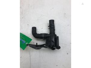 Gebruikte Waterpomp Volkswagen Transporter T6 2.0 TDI DRF Prijs € 39,00 Margeregeling aangeboden door Wessel Parts & Service B.V.