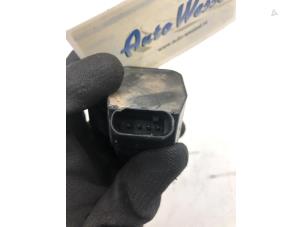 Gebruikte Bobine Hyundai Elantra Prijs € 39,00 Margeregeling aangeboden door Wessel Parts & Service B.V.