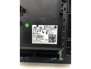 Gebruikte Bodycontrol Module Hyundai Elantra Prijs € 125,00 Margeregeling aangeboden door Wessel Parts & Service B.V.
