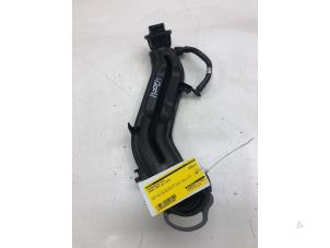 Gebruikte Intercooler Buis Cupra Leon (KLCB) 1.5 eTSI 16V Prijs € 49,00 Margeregeling aangeboden door Wessel Parts & Service B.V.