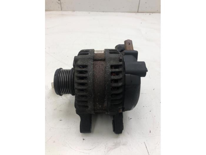 Gebruikte Dynamo Toyota ProAce 1.5 D-4D 120 16V Prijs € 47,25 Margeregeling aangeboden door Wessel Parts & Service B.V.