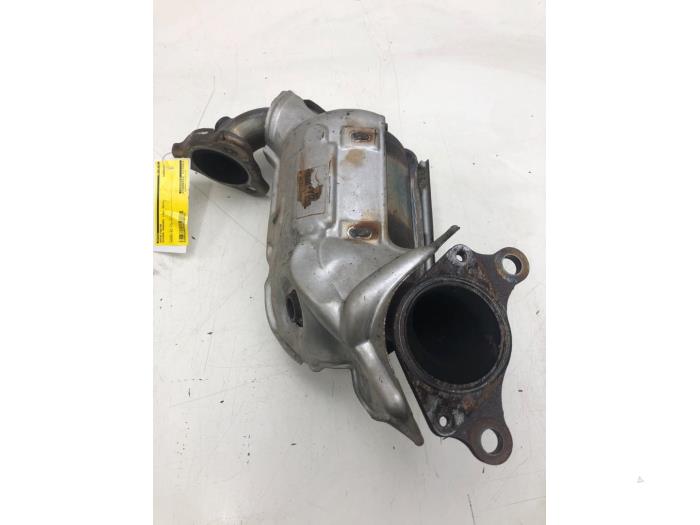 Gebruikte Katalysator Nissan Qashqai (J11) 1.2 DIG-T 16V Prijs € 208,95 Margeregeling aangeboden door Wessel Parts & Service B.V.