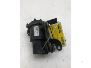 Gebruikte Compressor Nissan Juke (F15) 1.5 dCi Prijs € 69,00 Margeregeling aangeboden door Wessel Parts & Service B.V.