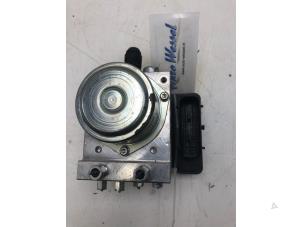 Gebruikte ABS Pomp Nissan Juke (F15) 1.5 dCi Prijs € 175,00 Margeregeling aangeboden door Wessel Parts & Service B.V.