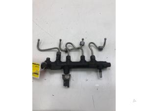 Gebruikte Injector brug Opel Vivaro 2.0 CDTI 122 Prijs € 69,00 Margeregeling aangeboden door Wessel Parts & Service B.V.