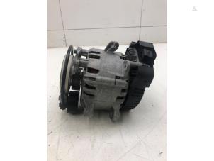 Gebruikte Dynamo Opel Grandland (X) 1.6 Turbo 16V Hybrid4 Prijs € 449,00 Margeregeling aangeboden door Wessel Parts & Service B.V.