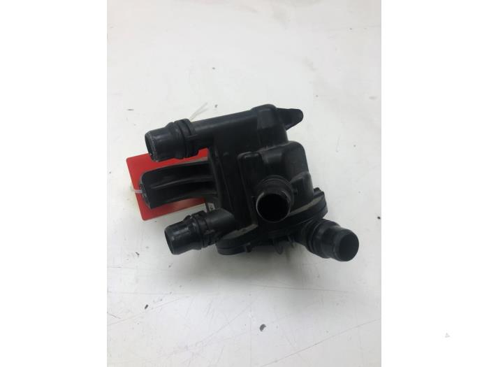 Gebruikte Waterpomp Opel Grandland (X) 1.6 Turbo 16V Hybrid4 Prijs € 51,45 Margeregeling aangeboden door Wessel Parts & Service B.V.