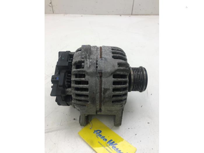 Gebruikte Dynamo Renault Kangoo Express (FW) 1.5 dCi 75 Prijs € 103,95 Margeregeling aangeboden door Wessel Parts & Service B.V.