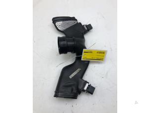 Gebruikte Luchtmassameter Mercedes C (W203) 3.0 C-320 CDI V6 24V Prijs € 149,00 Margeregeling aangeboden door Autobedrijf G.H. Wessel B.V.