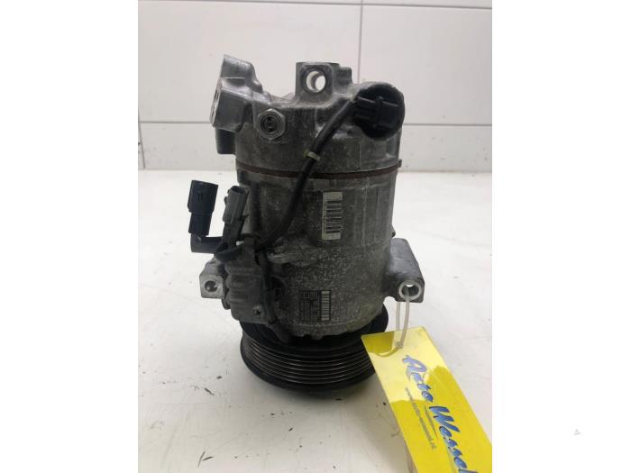 Gebruikte Aircopomp Renault Talisman Estate (RFDK) 1.3 TCE 160 16V Prijs € 208,95 Margeregeling aangeboden door Wessel Parts & Service B.V.