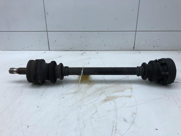 Gebruikte Steekas links-achter Mercedes S (W220) 4.3 S-430 V8 24V Prijs € 72,45 Margeregeling aangeboden door Wessel Parts & Service B.V.