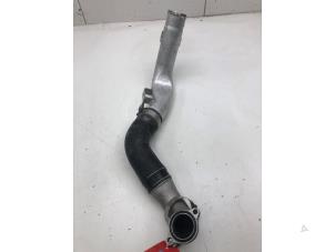 Gebruikte Intercooler Buis Opel GT 2.0 16V Turbo Prijs € 199,00 Margeregeling aangeboden door Wessel Parts & Service B.V.