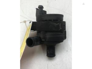 Gebruikte Waterpomp Mercedes Sprinter 3,5t (906.63) 319 CDI,BlueTEC V6 24V Prijs € 39,00 Margeregeling aangeboden door Autobedrijf G.H. Wessel B.V.