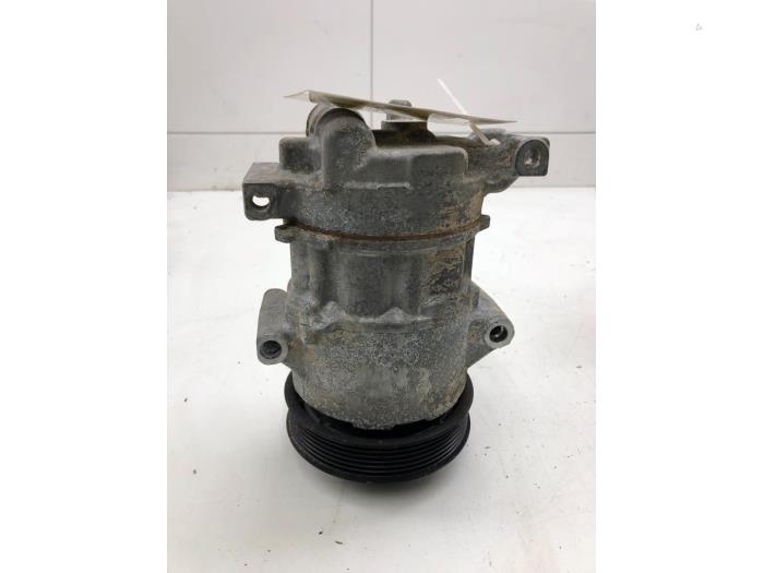 Gebruikte Aircopomp Toyota Auris (E18) 1.6 Dual VVT-i 16V Prijs € 131,25 Margeregeling aangeboden door Wessel Parts & Service B.V.