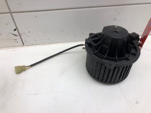 Gebruikte Kachel Ventilatiemotor Opel Vivaro Prijs € 39,00 Margeregeling aangeboden door Wessel Parts & Service B.V.