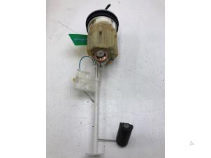 Gebruikte Tank element Pomp Porsche Boxster (986) 2.7 24V Prijs € 149,00 Margeregeling aangeboden door Wessel Parts & Service B.V.