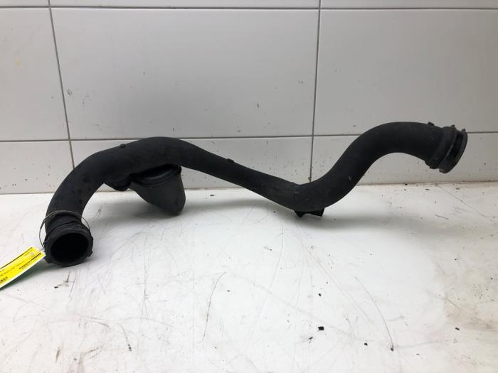 Gebruikte Intercooler Buis Audi A4 Allroad Quattro (B8) 2.0 TFSI 16V Prijs € 51,45 Margeregeling aangeboden door Wessel Parts & Service B.V.
