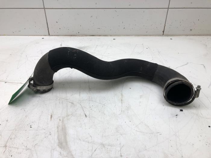 Gebruikte Intercooler Slang Audi A4 Allroad Quattro (B8) 2.0 TFSI 16V Prijs € 40,95 Margeregeling aangeboden door Wessel Parts & Service B.V.