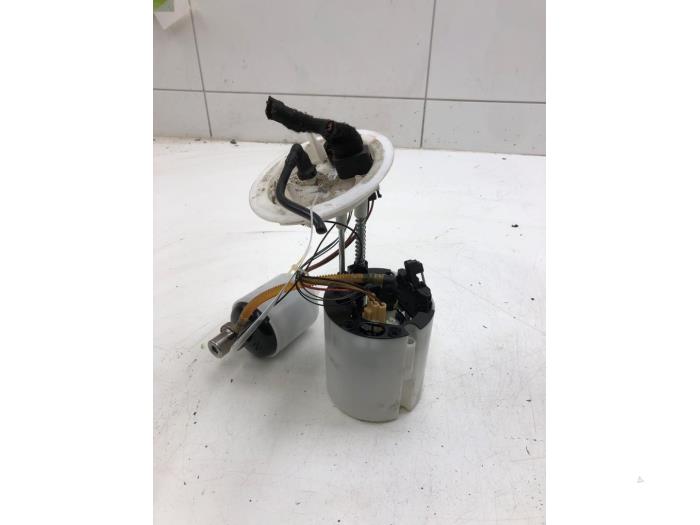 Gebruikte Brandstofpomp Elektrisch Audi A4 Allroad Quattro (B8) 2.0 TFSI 16V Prijs € 103,95 Margeregeling aangeboden door Wessel Parts & Service B.V.