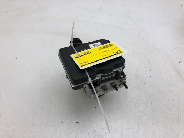 Gebruikte ABS Pomp Audi A4 Allroad Quattro (B8) 2.0 TFSI 16V Prijs € 261,45 Margeregeling aangeboden door Wessel Parts & Service B.V.
