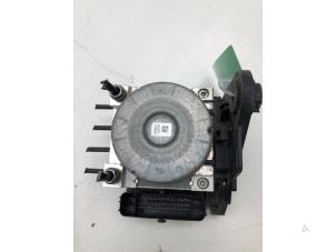 Gebruikte ABS Pomp Volkswagen Golf VII (AUA) 2.0 GTI 16V Performance Package Prijs € 125,00 Margeregeling aangeboden door Wessel Parts & Service B.V.