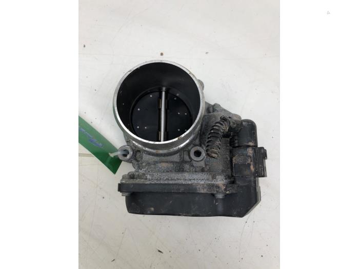 Gebruikte Gasklephuis Skoda Octavia Combi (5EAC) 1.8 TSI DSG 16V 4x4 Prijs € 82,95 Margeregeling aangeboden door Wessel Parts & Service B.V.