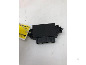 Gebruikte Module PDC Ford Puma 1.0 Ti-VCT EcoBoost mHEV 12V Prijs € 39,00 Margeregeling aangeboden door Wessel Parts & Service B.V.