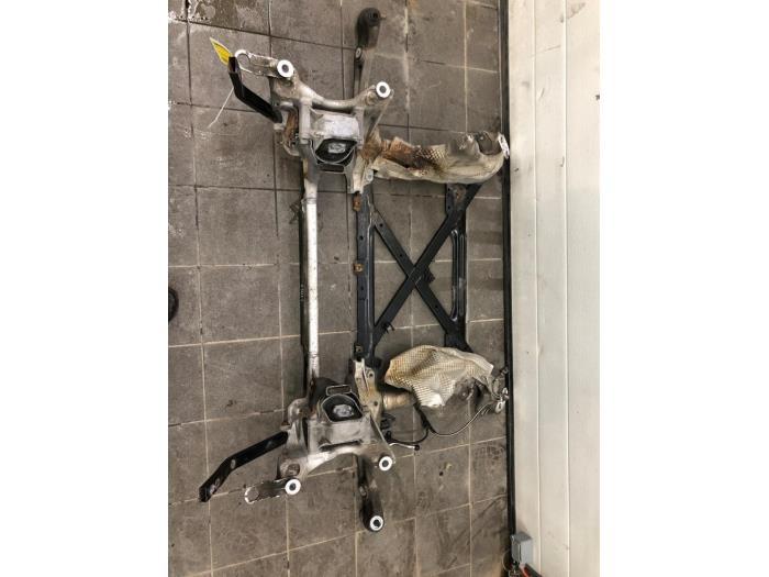 Gebruikte Subframe Audi A4 Allroad Quattro (B8) 2.0 TFSI 16V Prijs € 366,45 Margeregeling aangeboden door Wessel Parts & Service B.V.