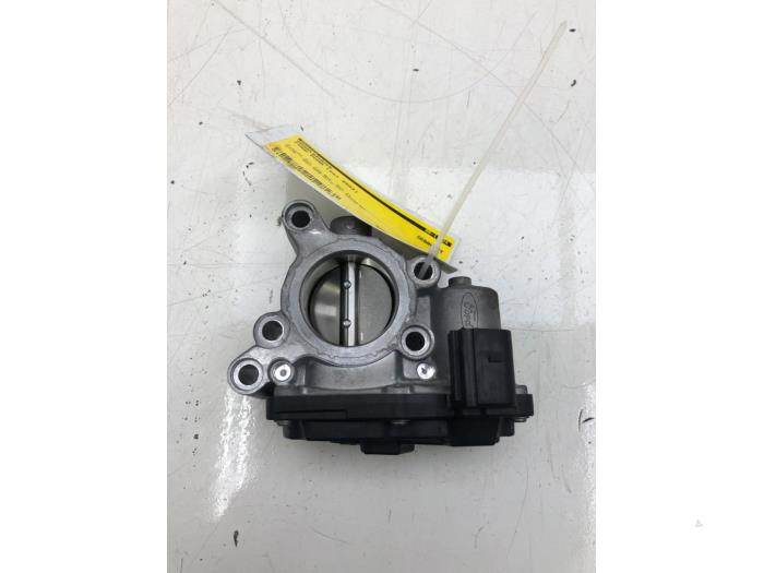Gebruikte Gasklephuis Ford Puma 1.0 Ti-VCT EcoBoost mHEV 12V Prijs € 72,45 Margeregeling aangeboden door Wessel Parts & Service B.V.