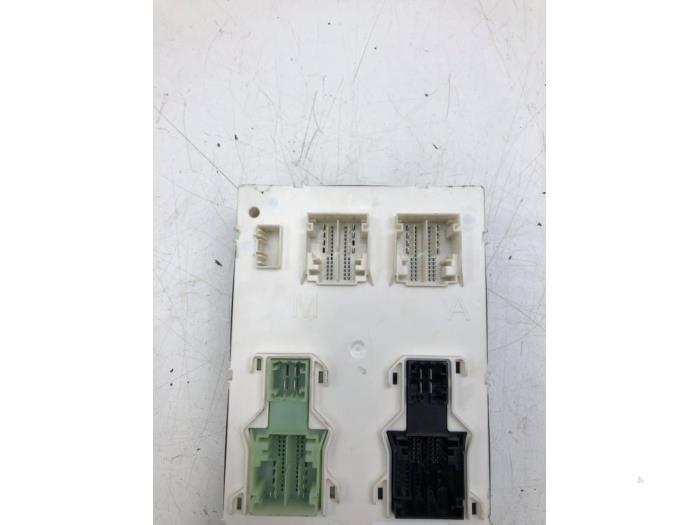 Computer Body Control van een Mercedes-Benz Vito (447.6) 1.7 114 CDI 16V 2020