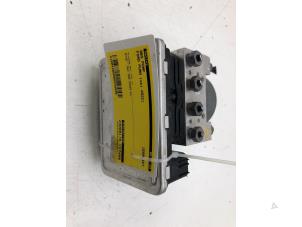 Gebruikte ABS Pomp Ford Puma 1.0 Ti-VCT EcoBoost mHEV 12V Prijs € 499,00 Margeregeling aangeboden door Wessel Parts & Service B.V.