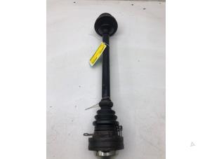Gebruikte Aandrijfas links-achter Audi RS 4 (B7) RS4 4.2 V8 40V Prijs € 79,00 Margeregeling aangeboden door Wessel Parts & Service B.V.