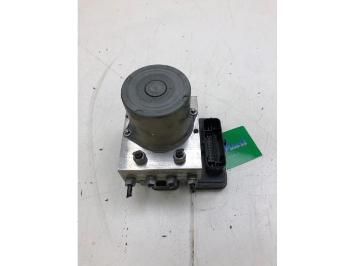 Gebruikte ABS Pomp Volkswagen Polo VI (AW1) 2.0 GTI Prijs € 313,95 Margeregeling aangeboden door Wessel Parts & Service B.V.