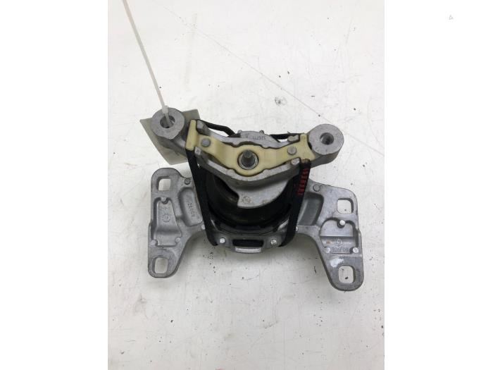 Gebruikte Motorrubber Volvo V40 (MV) 1.5 T3 16V Geartronic Prijs € 40,95 Margeregeling aangeboden door Wessel Parts & Service B.V.