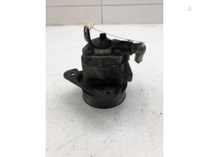 Gebruikte Servopomp Landrover Range Rover III (LM) 3.6 TDV8 32V Prijs € 59,00 Margeregeling aangeboden door Wessel Parts & Service B.V.