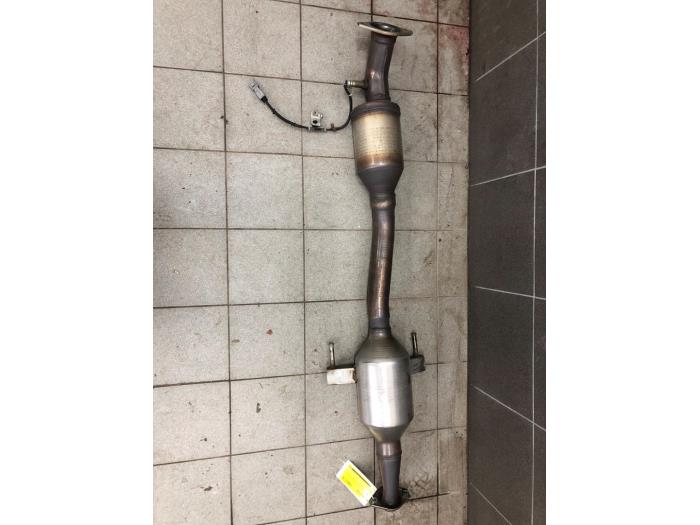 Gebruikte Katalysator Toyota C-HR (X1,X5) 2.0 16V Hybrid Prijs € 523,95 Margeregeling aangeboden door Wessel Parts & Service B.V.